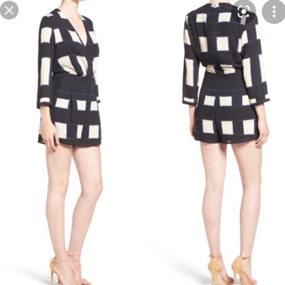 Trouvé sz 6 Plaid Surplice Romper